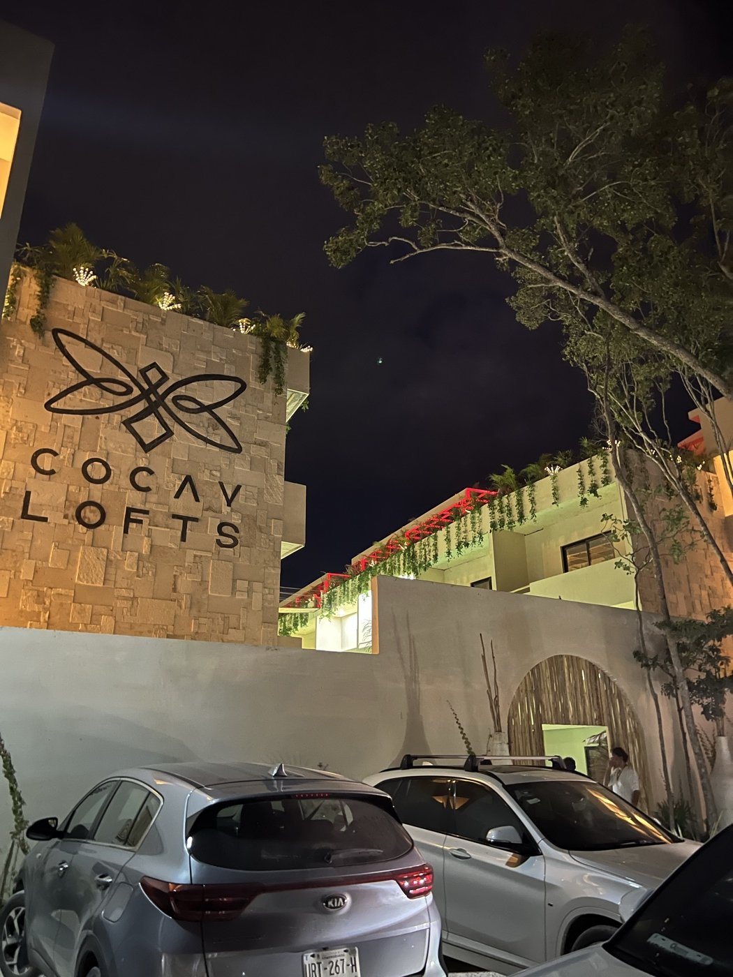 Cocay Lofts at night on delivery of the first phase, completed in ten months.
