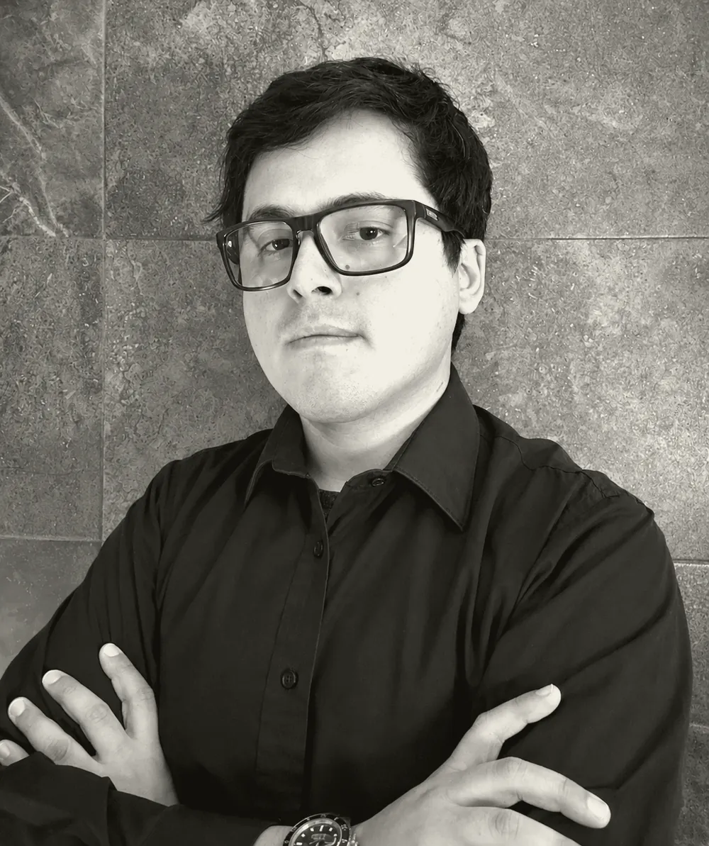 Vinny Govea, operator who builds and runs AI systems.